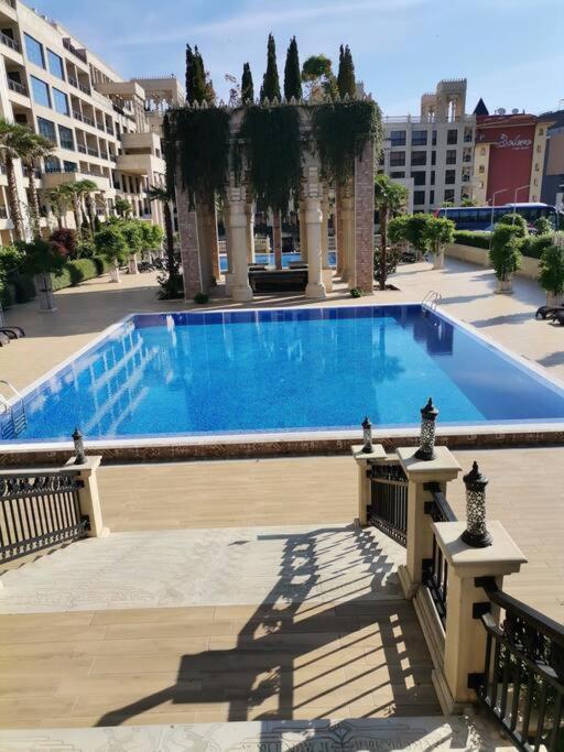 Argisht Luxury Apartment Golden Sands Exteriör bild