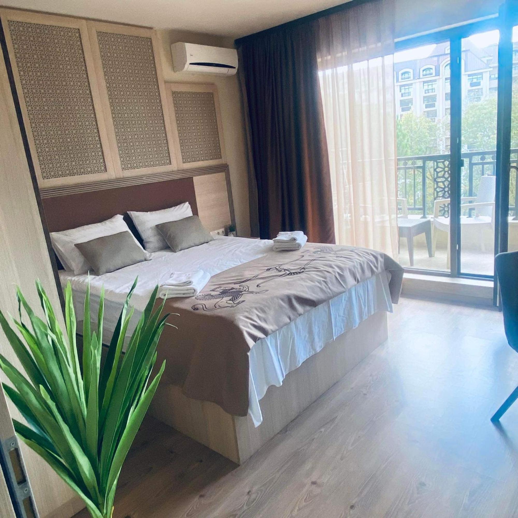 Argisht Luxury Apartment Golden Sands Exteriör bild